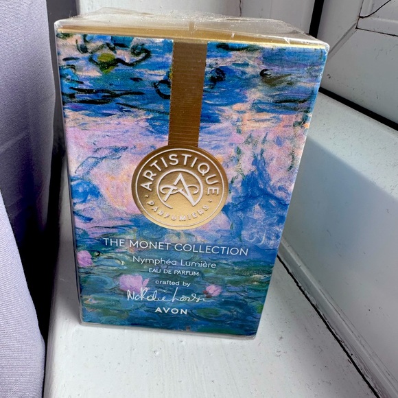 Avon Other - Avon ARTISTIQUE - Ltd Edition - The Monet Collection - NYMPHEA LUMIERE